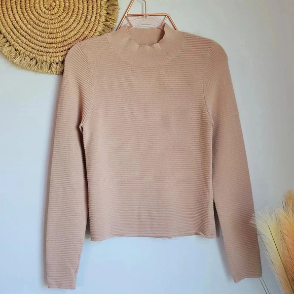 Revolve, 525 America New Latte Ribbed Mock Neck Stretch Knit Top Size Medium - Picture 7 of 10